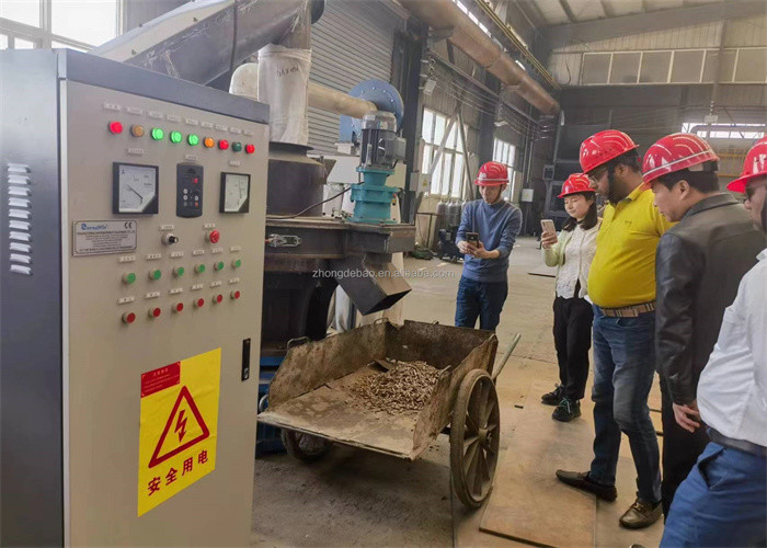 Máy ép viên sinh khối vòng thẳng đứng công suất cao máy chế biến mùn cưa gỗ với CE