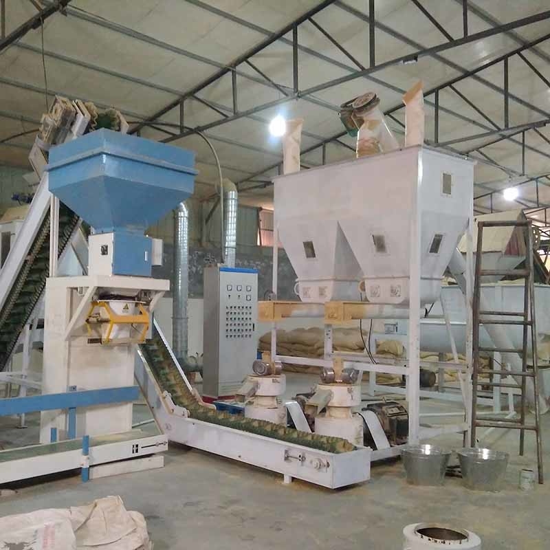 Dây chuyền sản xuất thức ăn viên 2 tấn mỗi giờ Thức ăn chăn nuôi gà viên