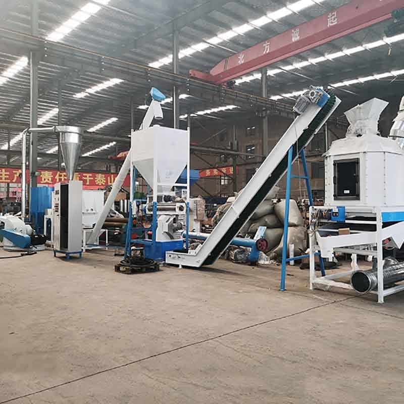 Dây chuyền sản xuất viên thức ăn chăn nuôi 5 T/H cho lợn Máy làm thức ăn viên cho bò