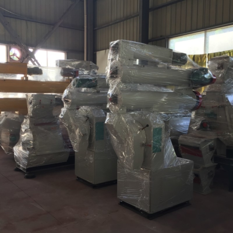 Máy làm viên thức ăn cho thỏ 1Ton / H Thức ăn gia súc cho gà Máy ép viên 22kw cho thức ăn cho cá