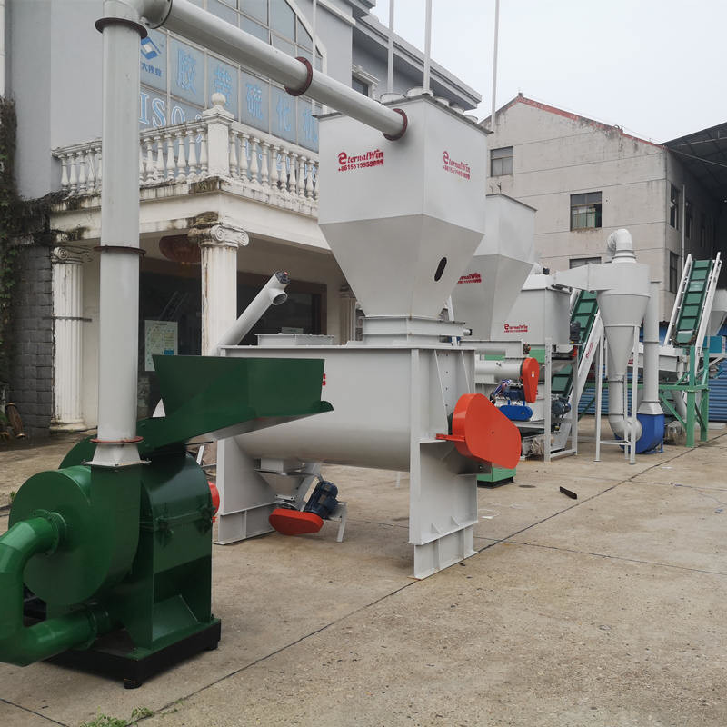 Dây chuyền sản xuất thức ăn viên 2t / H Dây chuyền sản xuất thức ăn cho gà cho trẻ em Kích thước 1mm-20mm