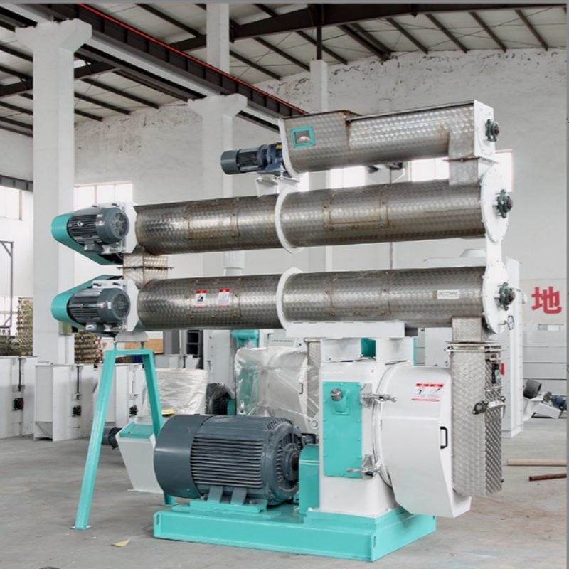 2-4 T / H Ring Die Feed Pellet Mill với máy điều hòa duy nhất