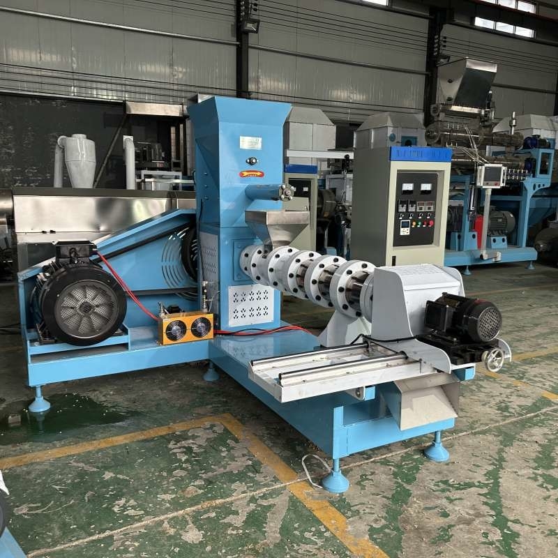 500-1000kg Pet Dog Feeder Extruder Với 5,5-132kw Điện cho sản xuất thực phẩm vật nuôi