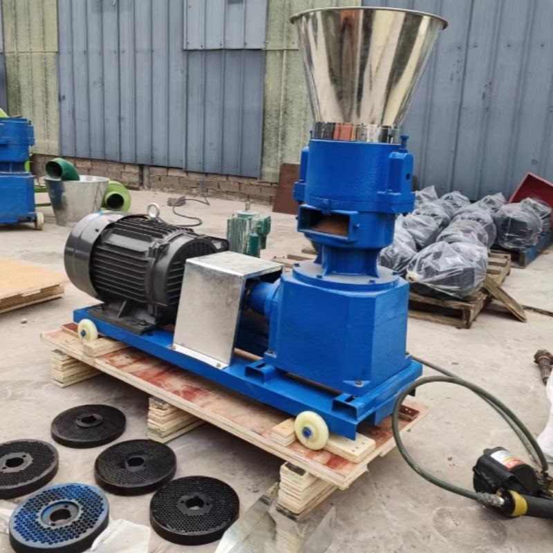 200-300kg/h Nhà sản xuất hạt thức ăn bề mặt mịn và độ cứng trung bình Nhà sản xuất hạt thức ăn cho các động vật khác nhau