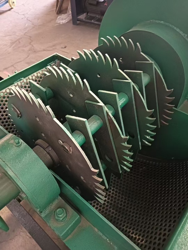 Máy xay viên ngọc bạch kim cao carbon cho sản xuất viên ngọc gỗ nhỏ