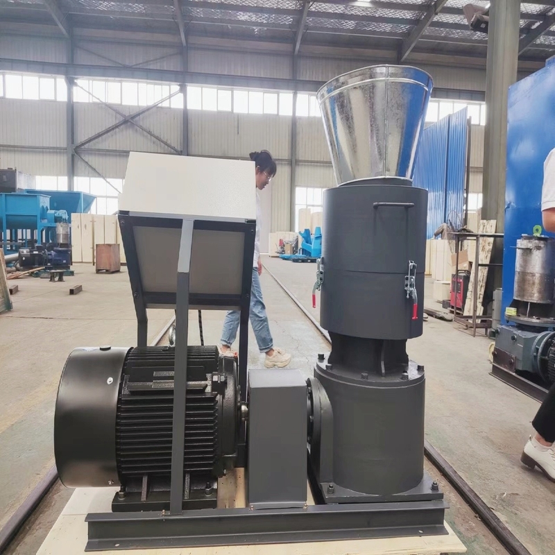 2024 Sản phẩm mới Máy chế biến thức ăn động vật Tấm bột sản xuất thức ăn cao