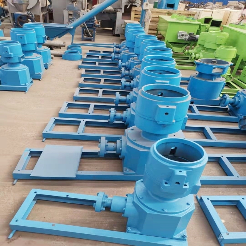 Máy sản xuất hạt thức ăn quy mô nhỏ 4KW Động cơ loại điện Máy xay thức ăn động vật
