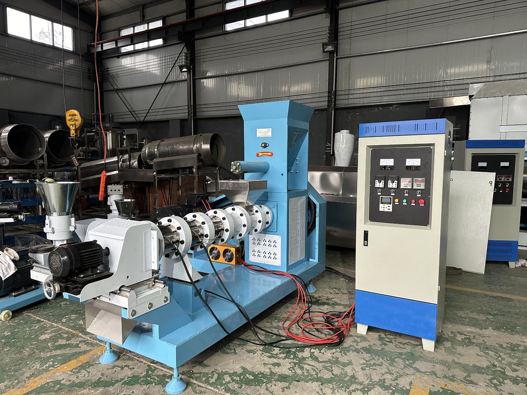 0.5-1Tons/h Capacity Animal Feed Pellet Production Line with Grass Meal Raw Materials and Engineer Guide Installation (Đường dây sản xuất hạt thức ăn chăn nuôi với nguyên liệu bột cỏ và hướng dẫn kỹ sư lắp đặt)