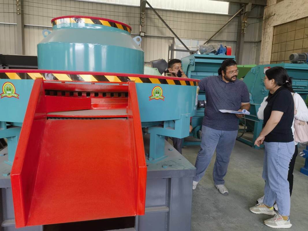 Máy ép viên sinh khối kiểu vành đai sáng tạo để xử lý chất thải nông nghiệp và lâm nghiệp