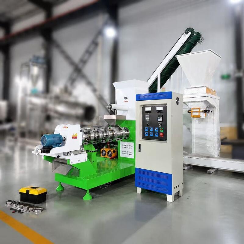 High Capacity Floating Feed Extruder DGP100 Fish Feed Pellet Production Equipment For Commercial Aquaculture Farm Supply