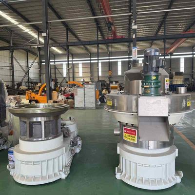 Chiếc nhẫn dọc Die Wood Pellet Machine Biomass Briquetting Machine Máy nướng gỗ